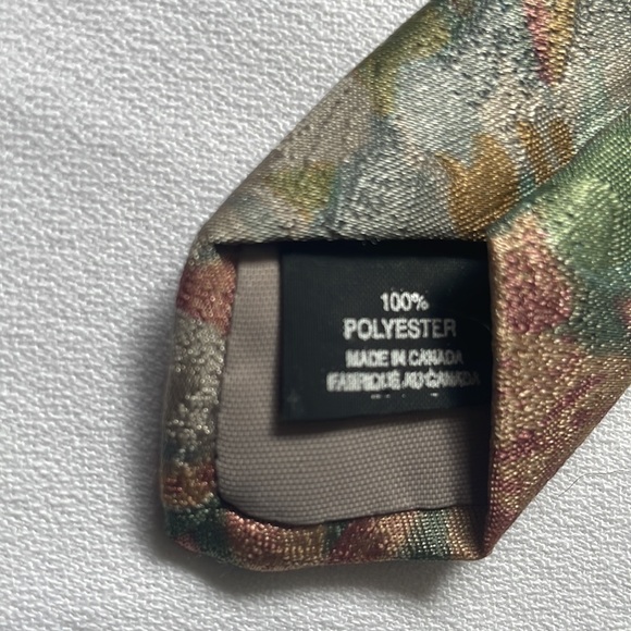 Moore’s “Very” 1980’s floral pattern tie - Picture 6 of 7